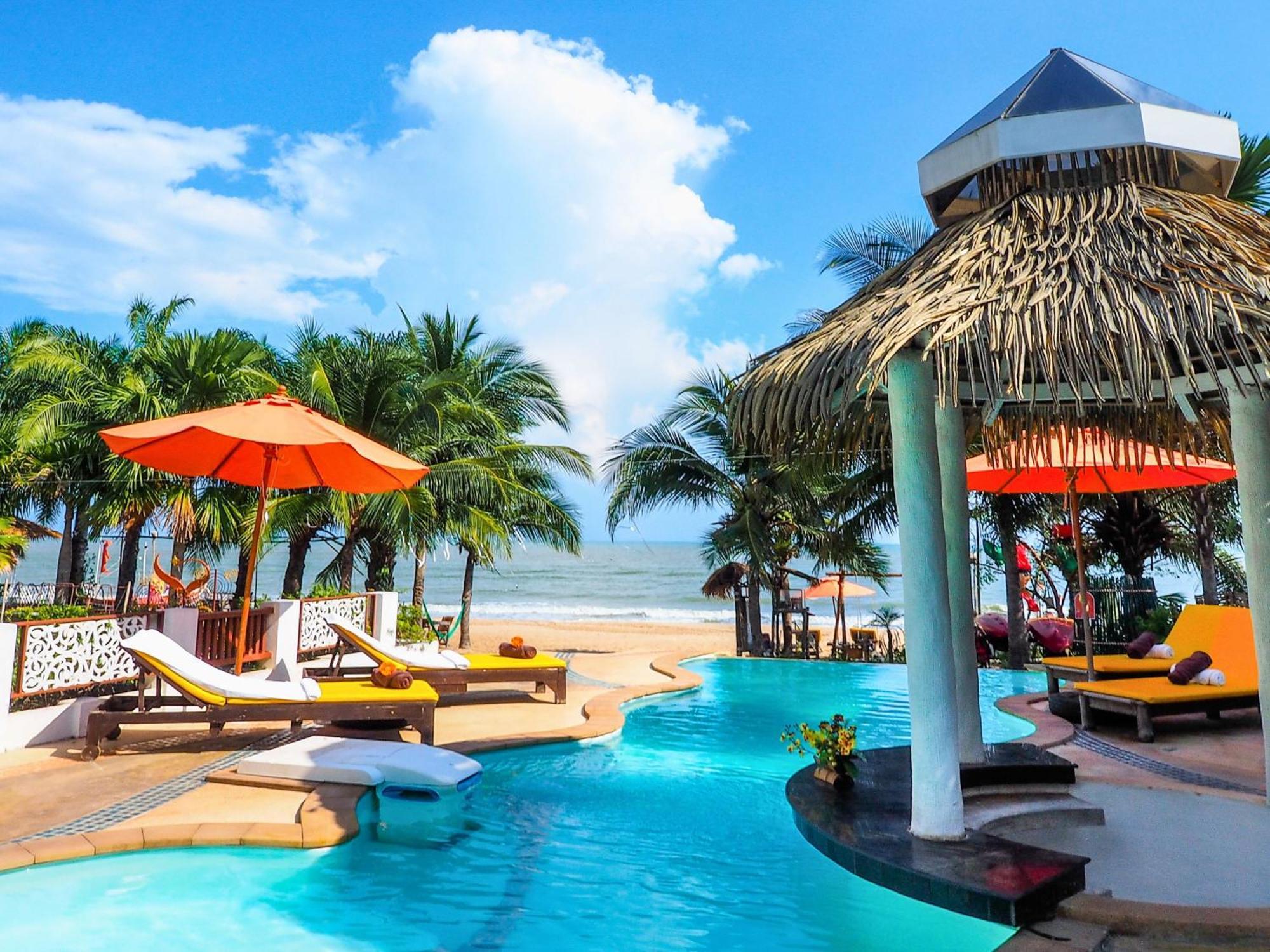 Vartika Resovilla Kuiburi Beach Resort and Villas Kui Buri Esterno foto