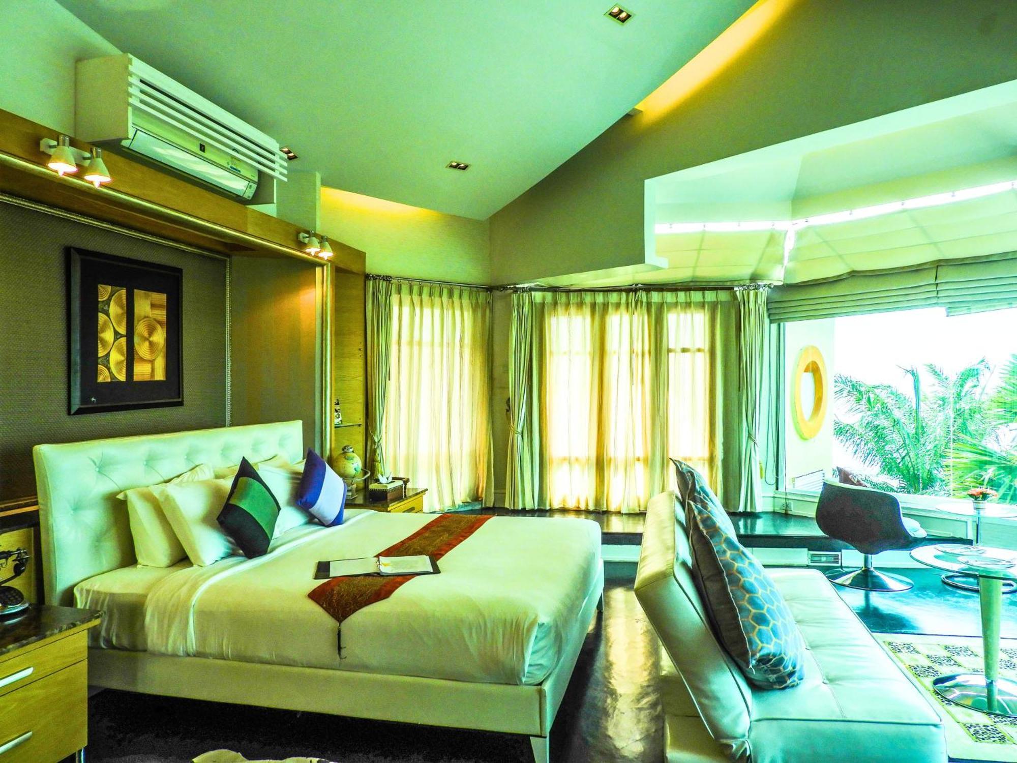 Vartika Resovilla Kuiburi Beach Resort and Villas Kui Buri Esterno foto