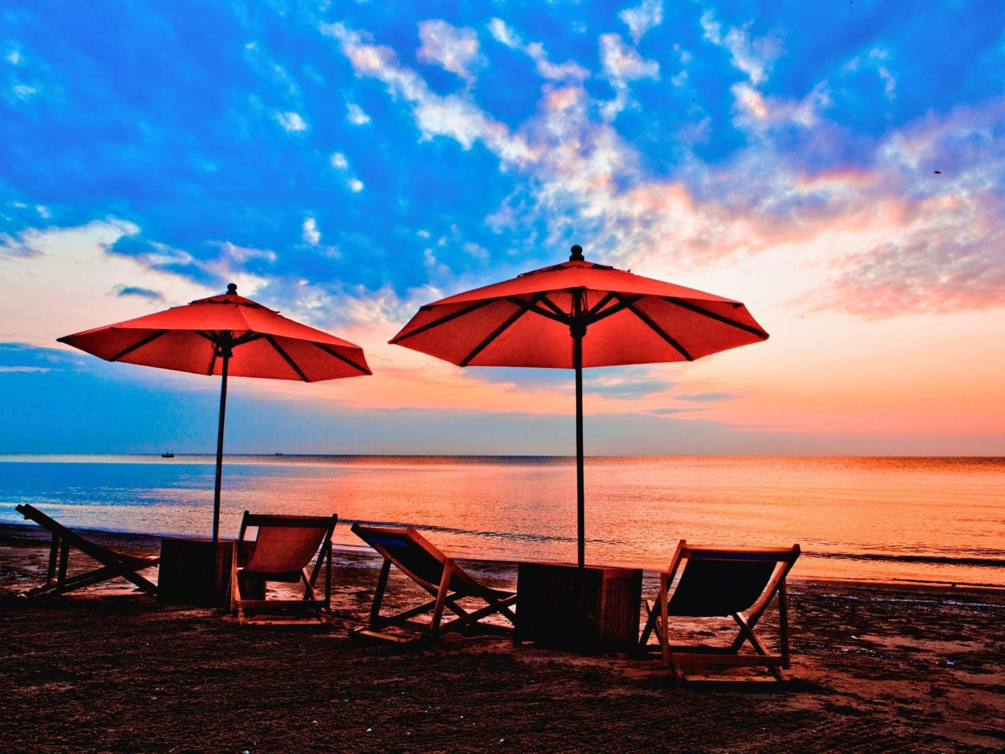Vartika Resovilla Kuiburi Beach Resort and Villas Kui Buri Esterno foto