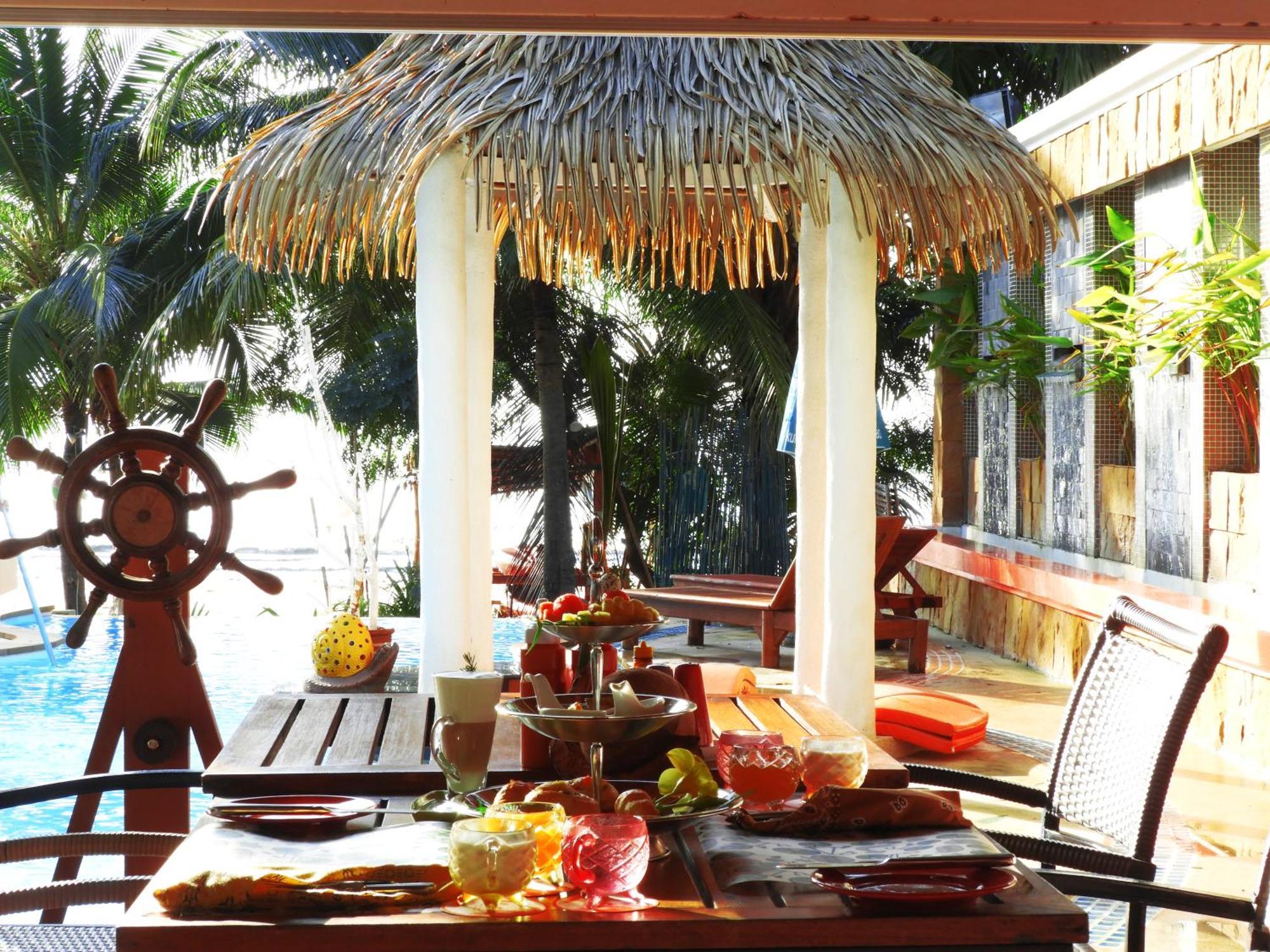 Vartika Resovilla Kuiburi Beach Resort and Villas Kui Buri Esterno foto